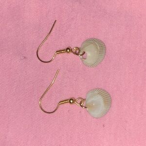 Shell earrings